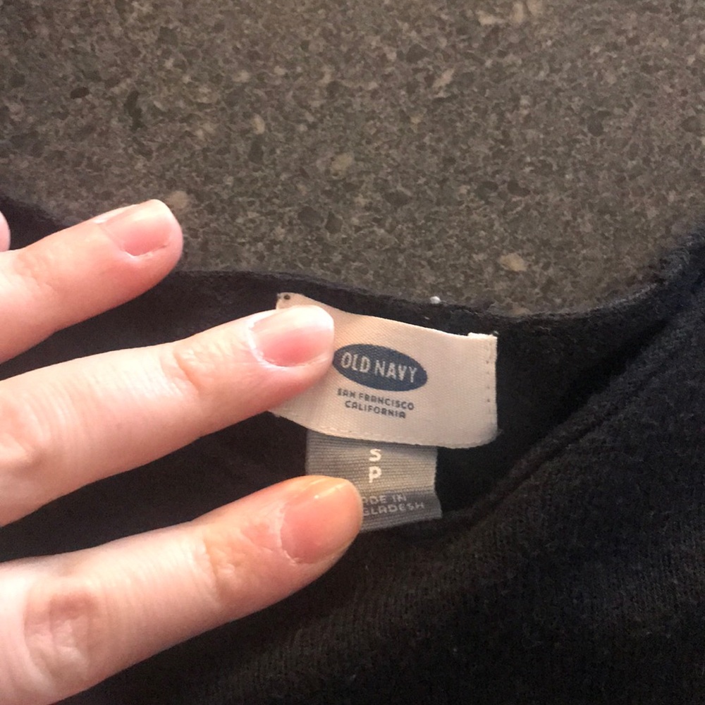 Long sleeve black old navy sweater